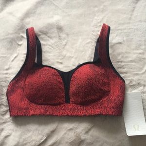 NWT Lululemon Wireless Sports Bra